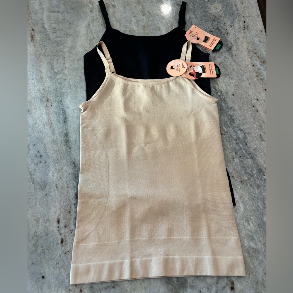 NEW Shapermint All Day Every Day Scoop Neck Cami